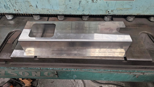 Aluminum Cub 122 Split Tunnel