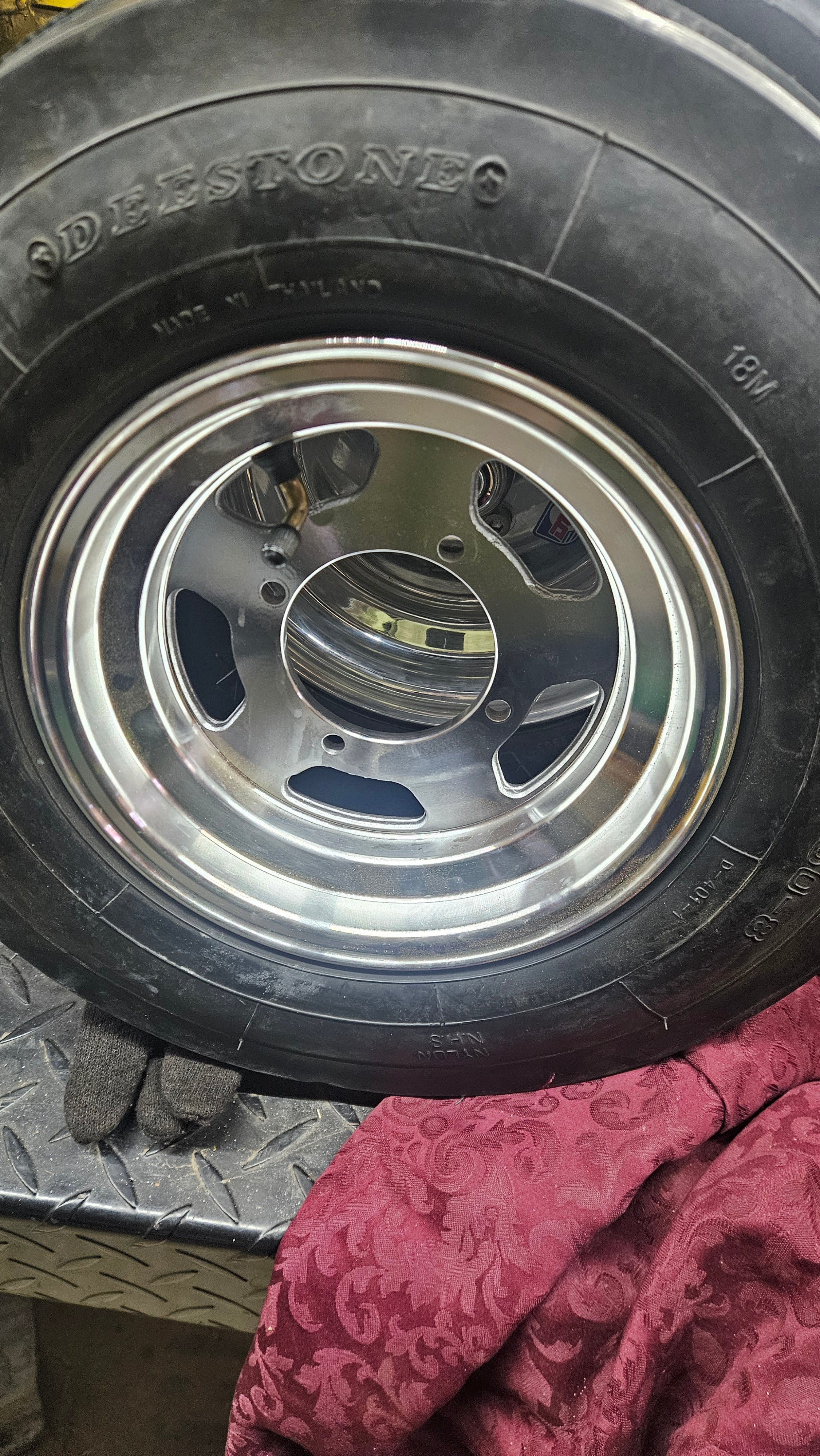 Cast Aluminum Slotted Wheels With Steel Hubs