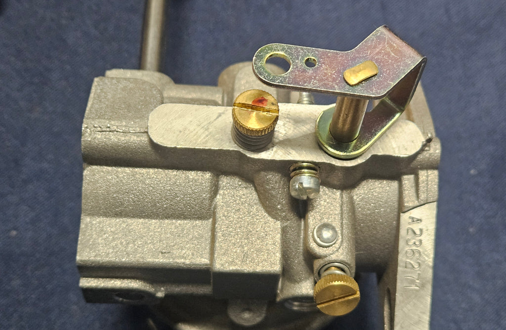 NOS kohler K321 Carb