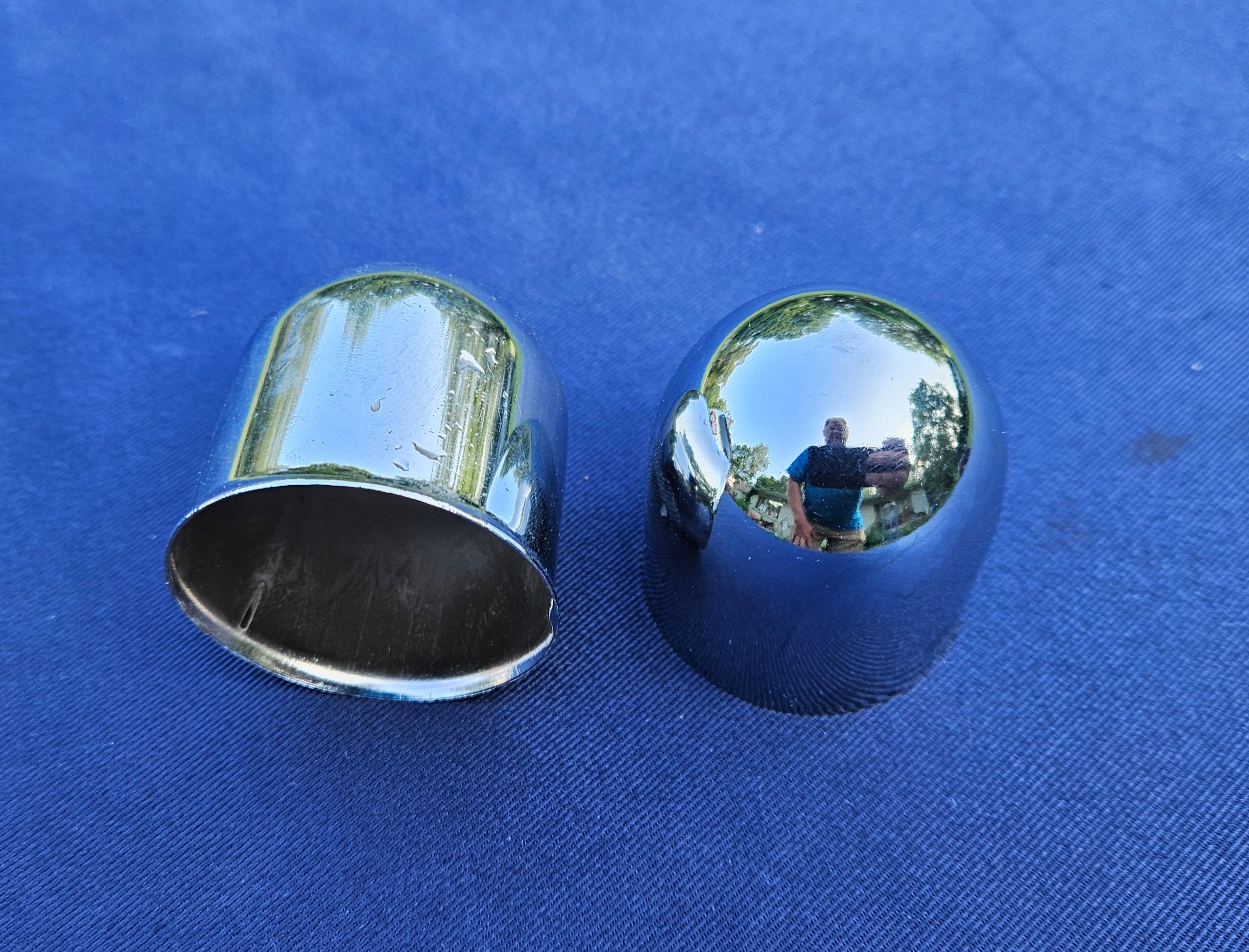 Front Wheel Bubble Center Caps